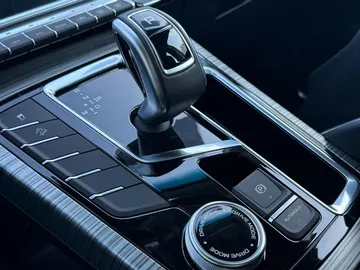 Купить Belgee X70, I Рестайлинг Белый 1.5 AMT (150 л.с.) 4WD от 2468300 ₽. в Самаре